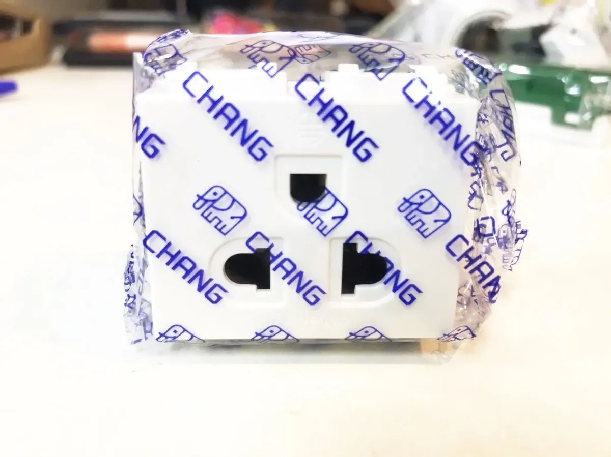 ปลั๊กเมจิกกราวด์เดี่ยว CHANG (ใหม่) PCH-903N